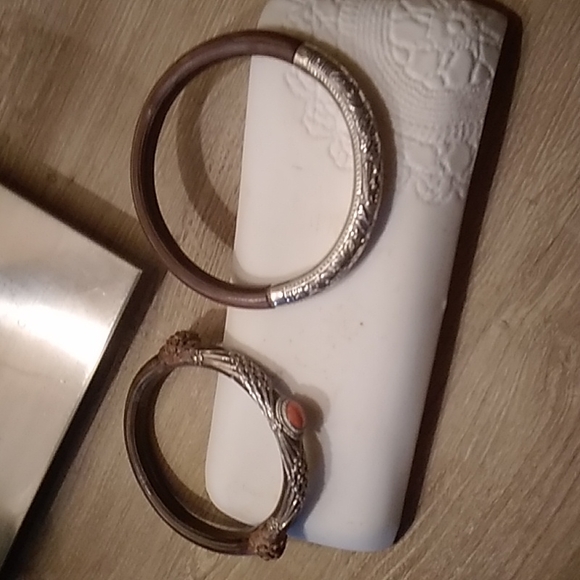 Bracelets - Picture 8 of 8